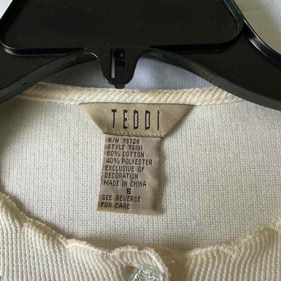 Vintage TEDDI Woman Short Sleeve Sweater Embroidered Angels Crystal Button Small - Picture 8 of 14